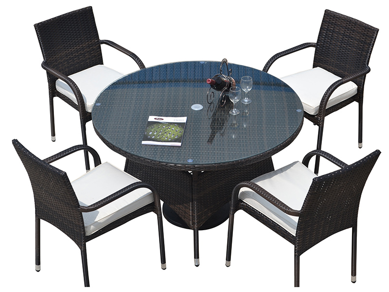 Outdoor rattan dining set