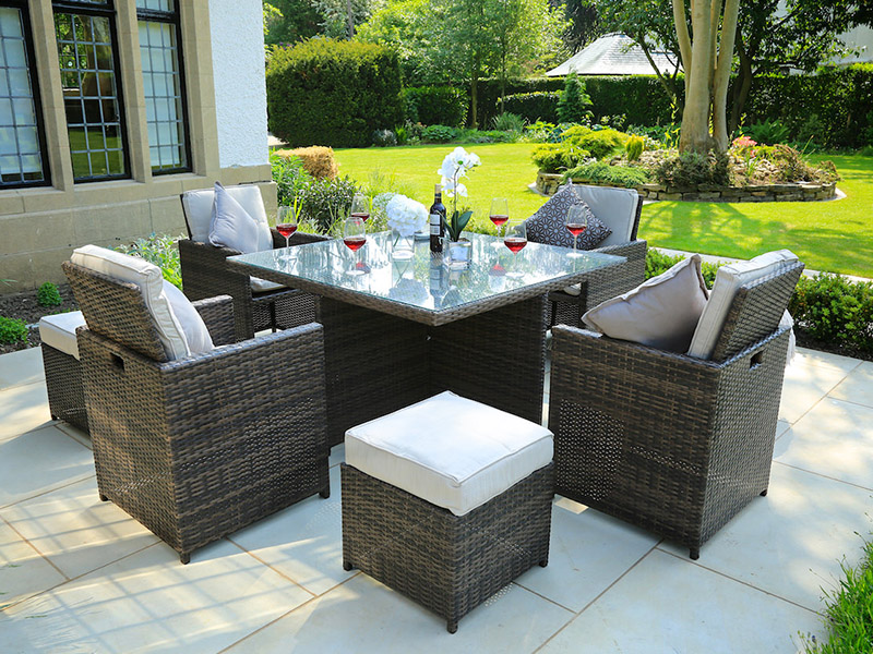 backyard dining set