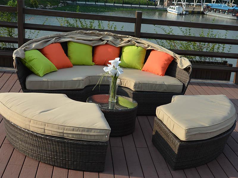 outdoor lounge sofa