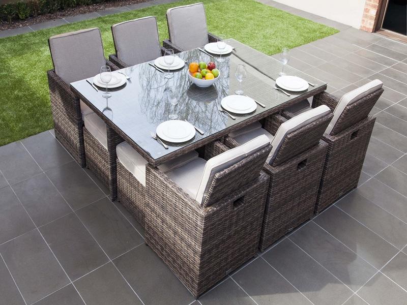 wicker dining furniture