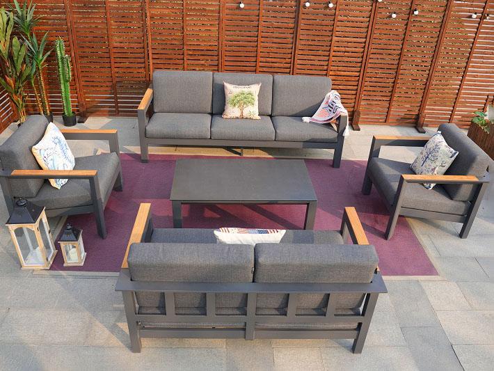 Outdoor Sectional Sofa Set